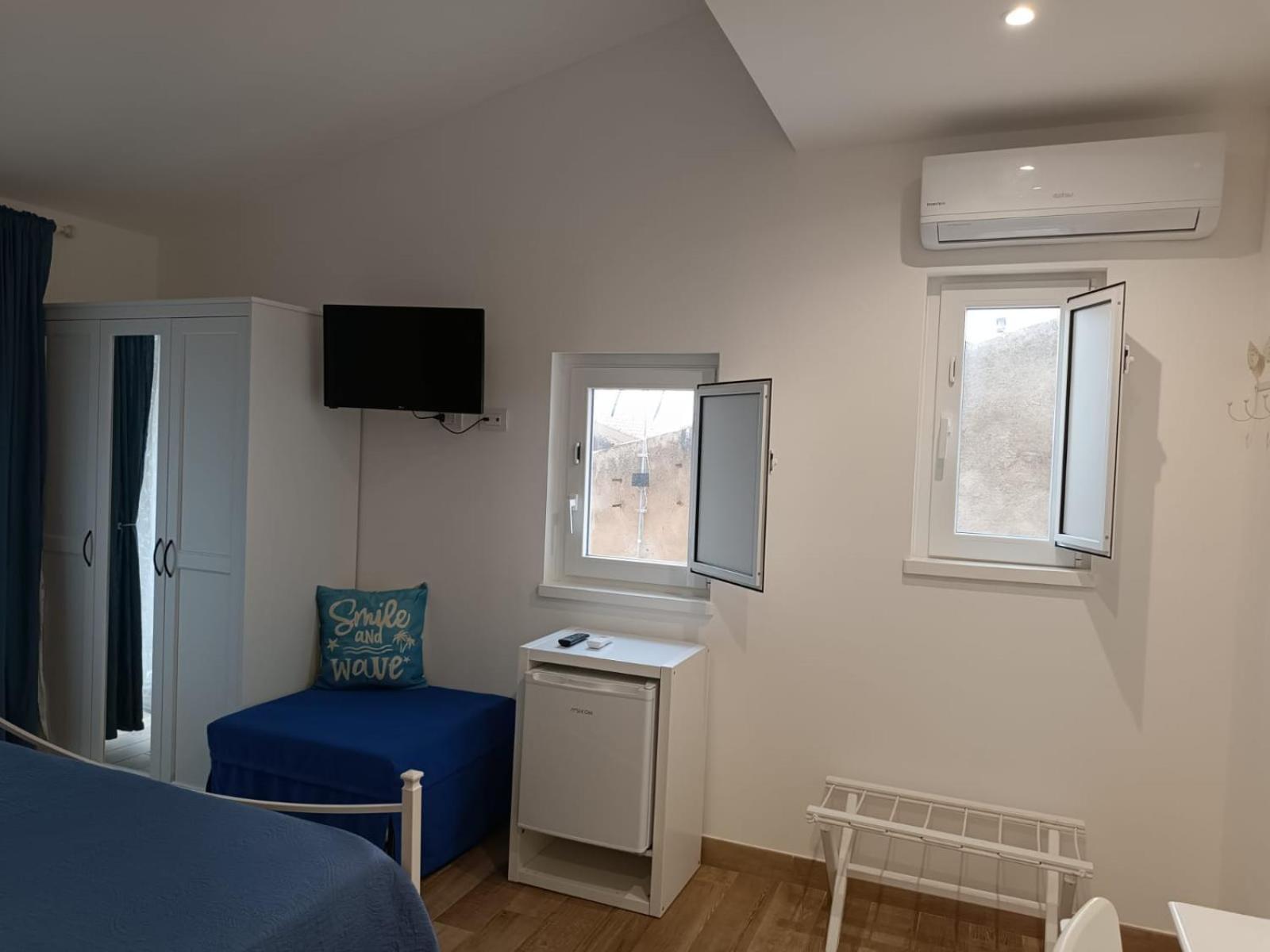 Oltremare Bed & Breakfast Чефалу Екстериор снимка